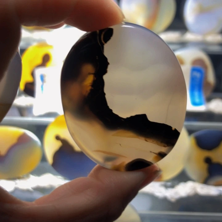 合金玛瑙/玉髓珠宝奇石44