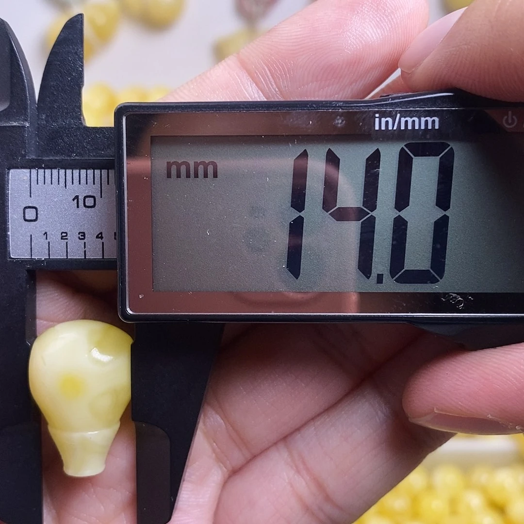 裸石琥珀未镶嵌蜜蜡三通