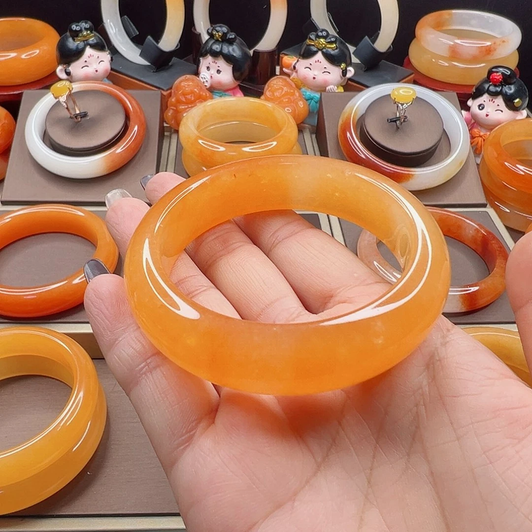 石英质玉（黄龙玉）未镶嵌手镯包容福利57.8