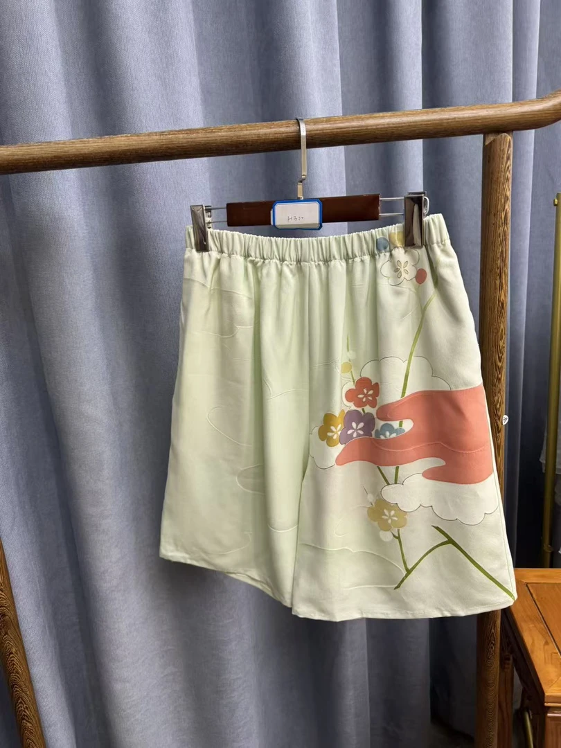 秋季新款简约百搭宽松桑蚕丝直筒短裤女H320