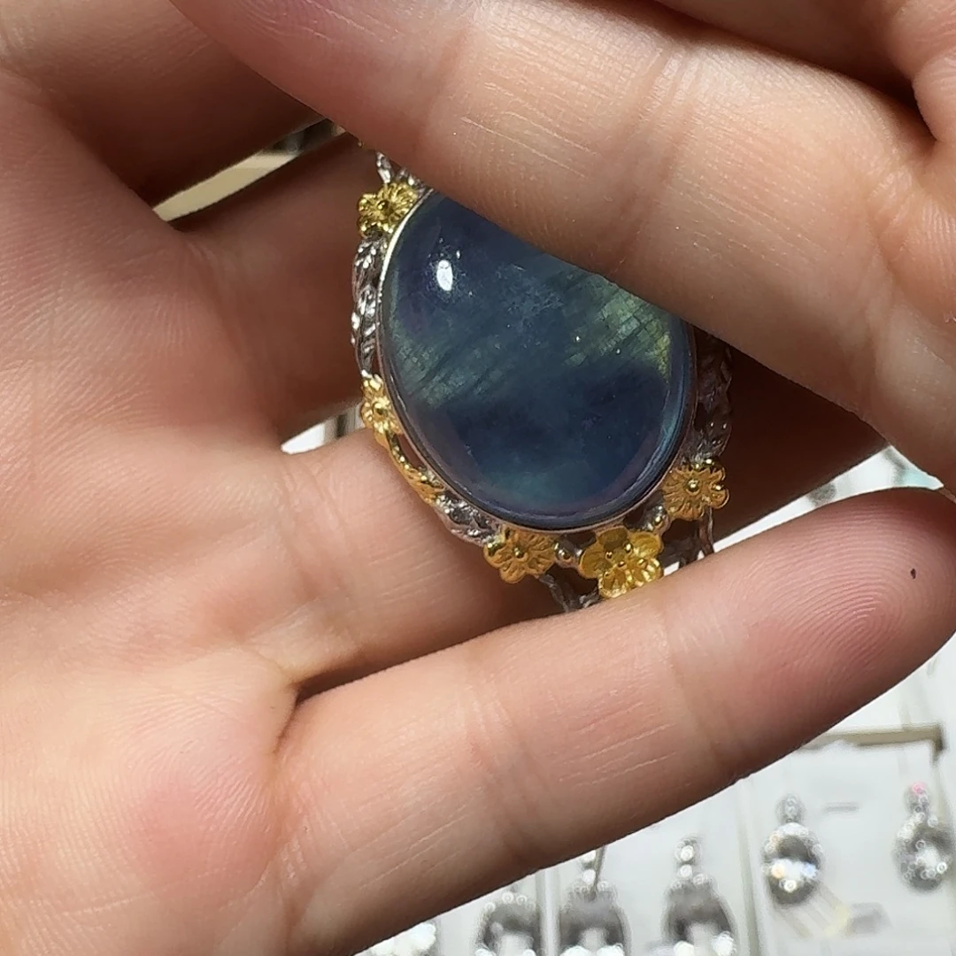 摸****颈饰未镶嵌紫晶海