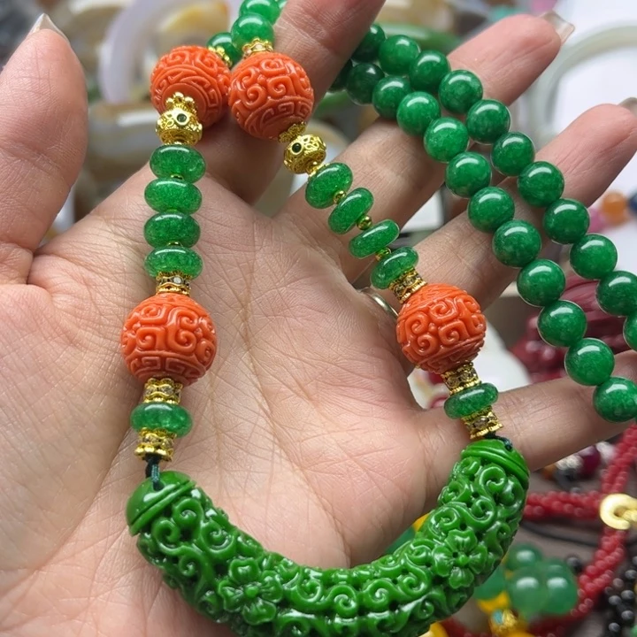 石英质玉颈饰未镶嵌