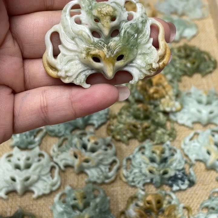 S***.蛇纹石玉合金颈饰