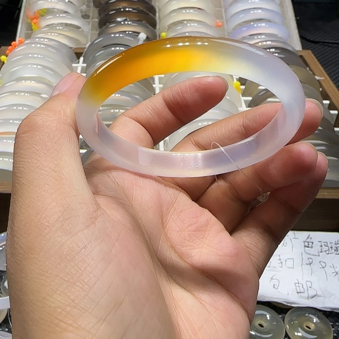 手镯玛瑙/玉髓未镶嵌55一口糖