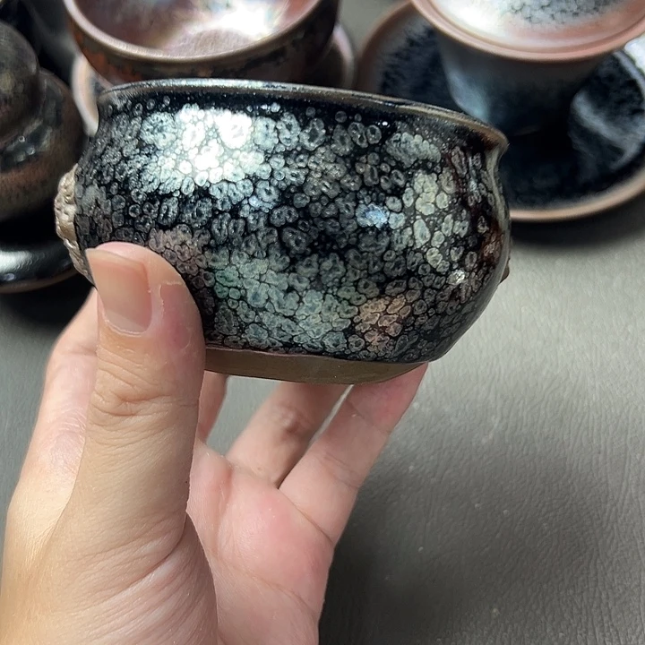 茶盏好想和她谈一下心了就