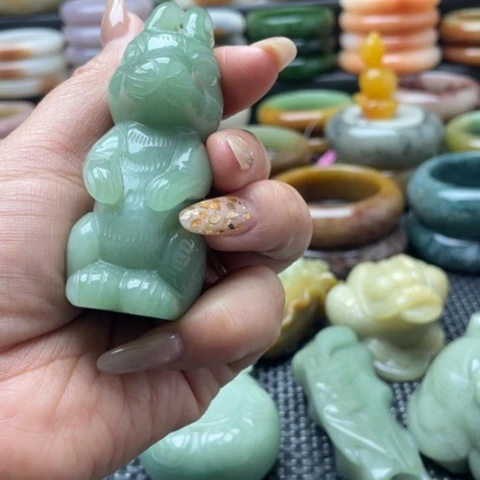 石英岩玉未镶嵌手镯