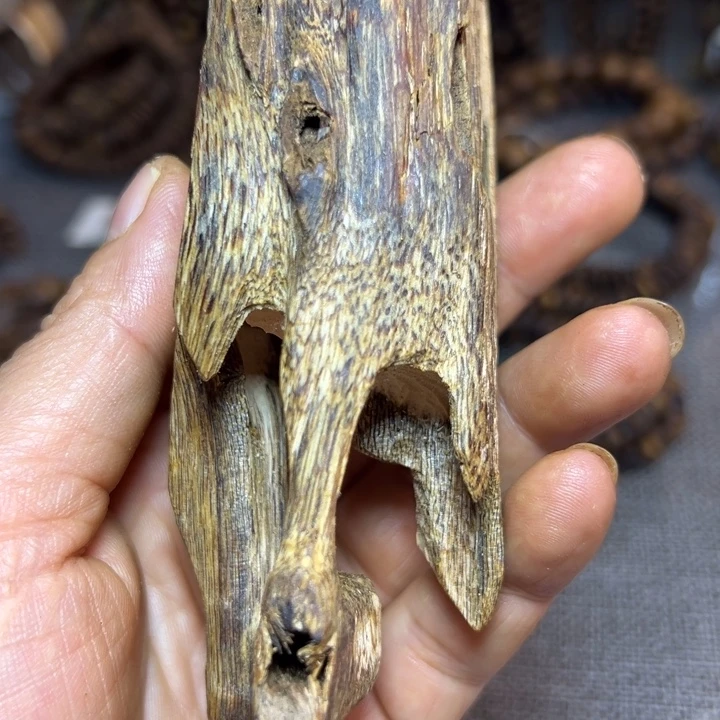 沉香沉香碎屑奇楠虫漏29克