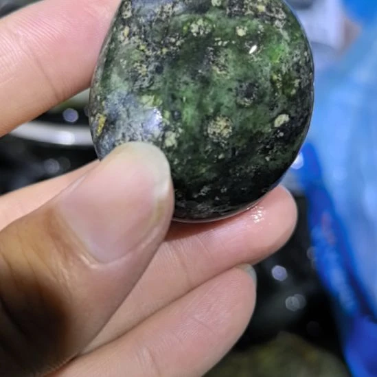 a***l木藏玉药王石原石一个