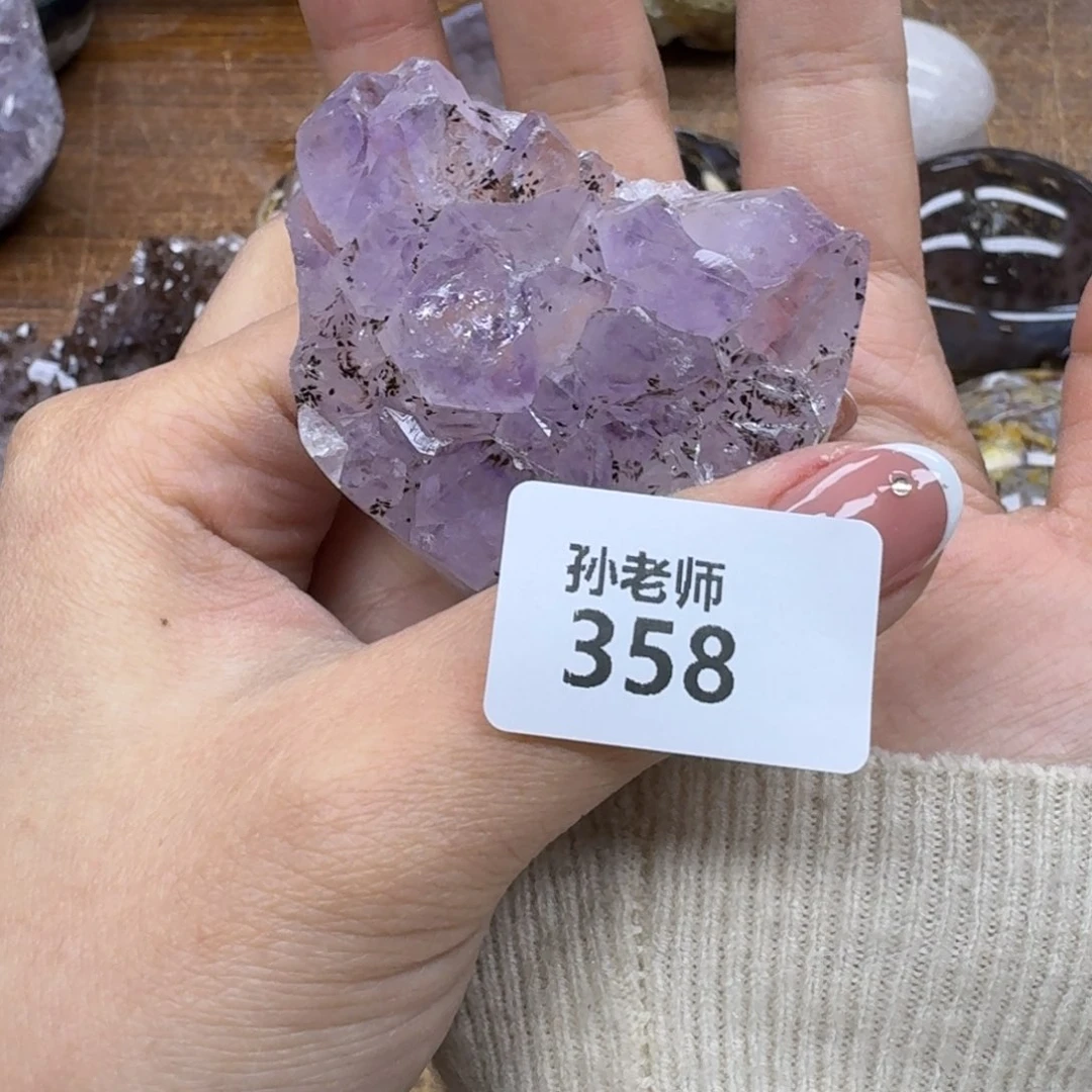 水晶大型摆件（非配饰）未镶嵌