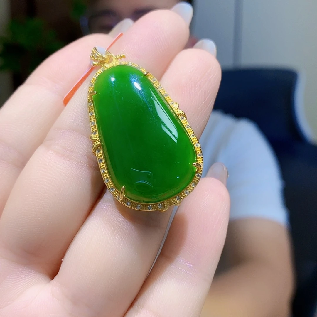 颈饰银S925镀金镶嵌和田玉（碧玉）