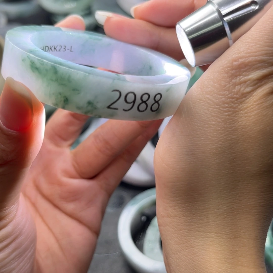 定制翡翠手镯未镶嵌