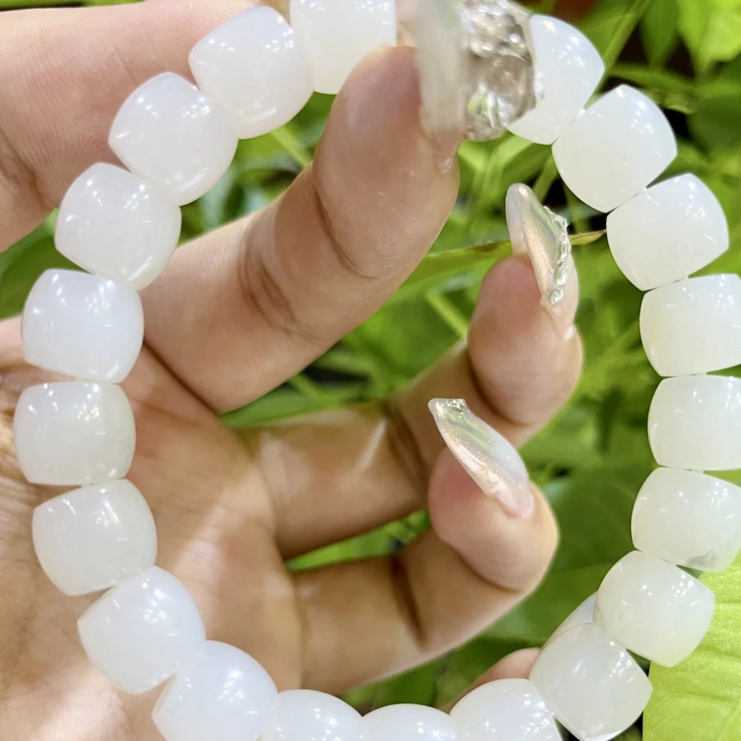羊脂白玉直切女士时尚百搭优雅手串