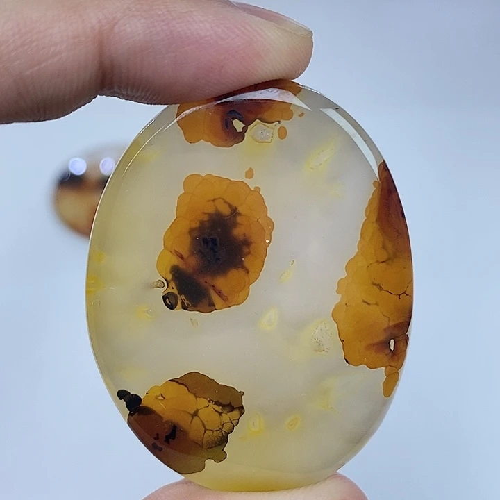玛瑙/玉髓未镶嵌珠宝半成品