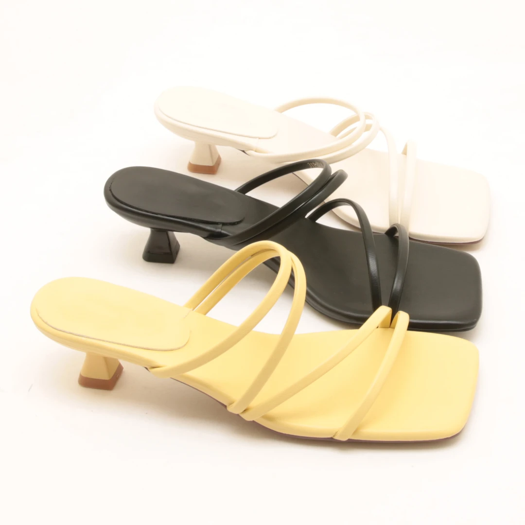 6736夏季新款法式气质细带拖鞋女外穿细跟方头露趾粗跟一字凉拖