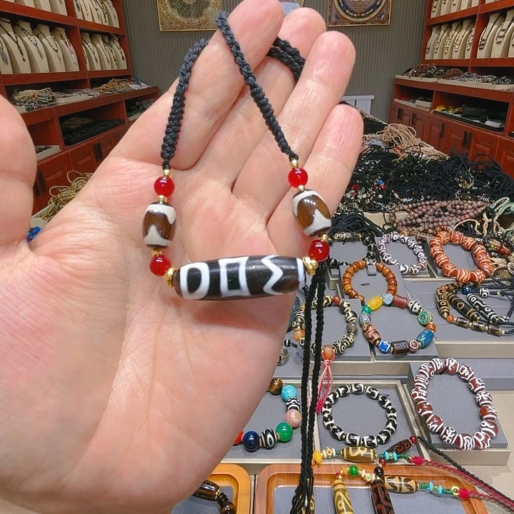 未镶嵌玛瑙/玉髓珠宝奇石