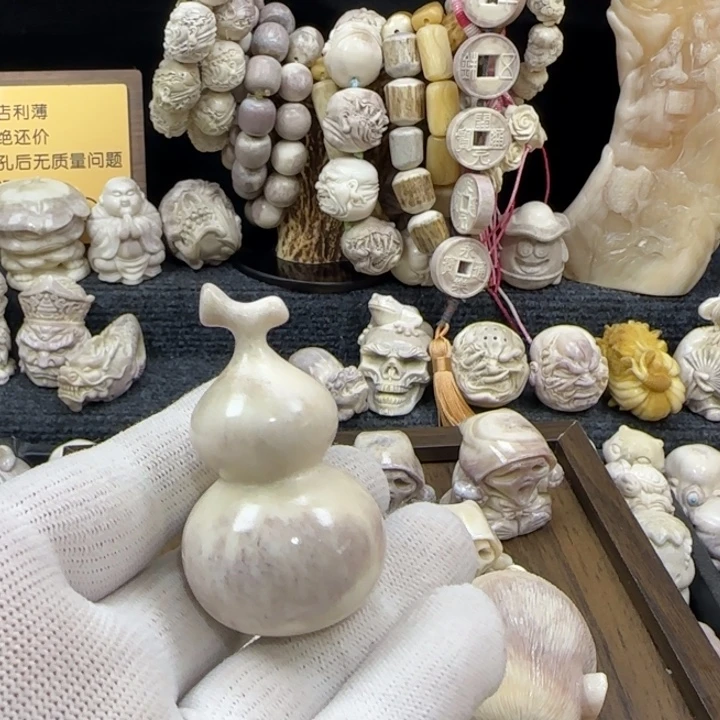 米****非金属配饰鹿角雕刻葫芦