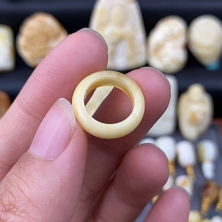 琥珀未镶嵌裸石12跑环