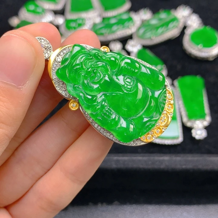 翡翠颈饰银S925镶嵌一个