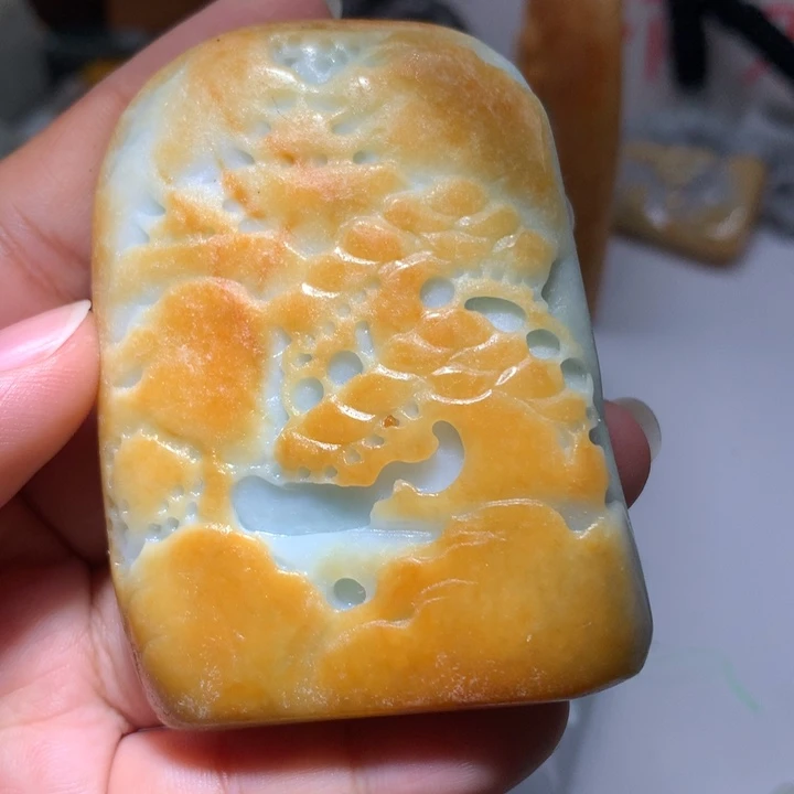 翡翠未镶嵌颈饰保真天然A货翡翠