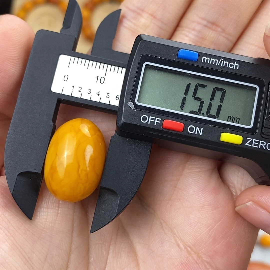 裸石琥珀未镶嵌蜜蜡