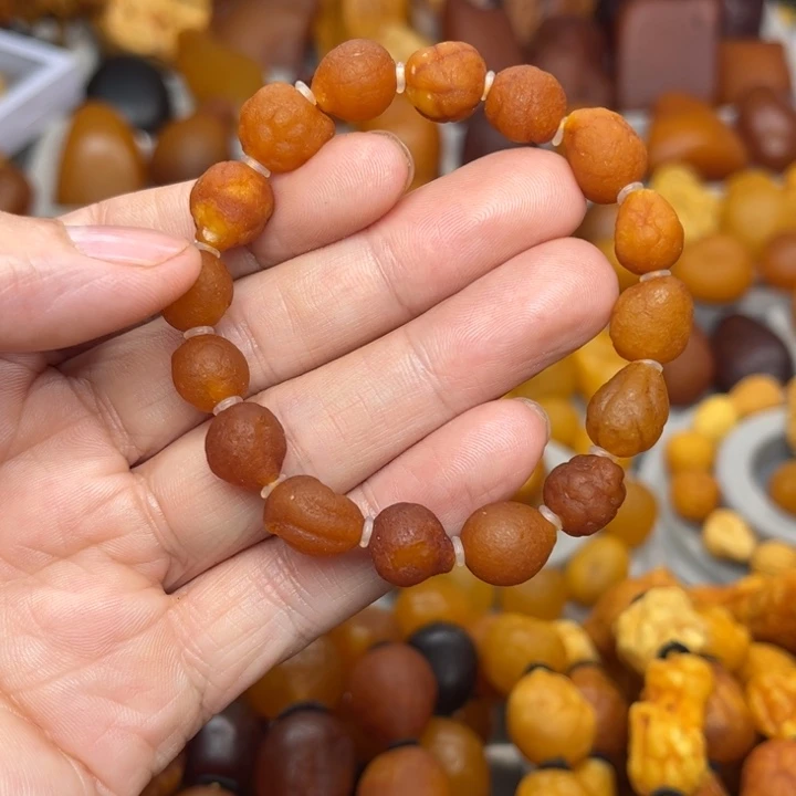 琥珀未镶嵌裸石天然蜜蜡手串