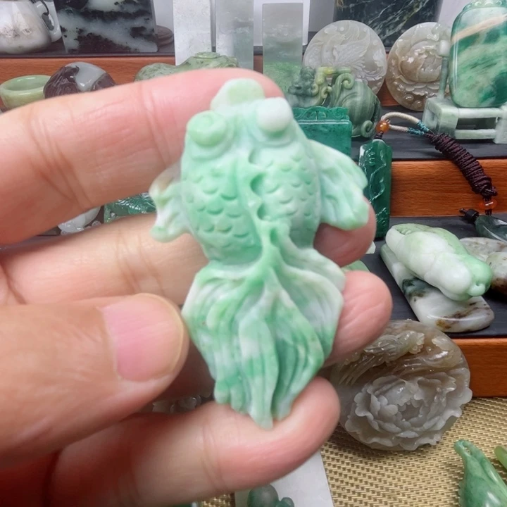 独山玉未镶嵌珠宝半成品