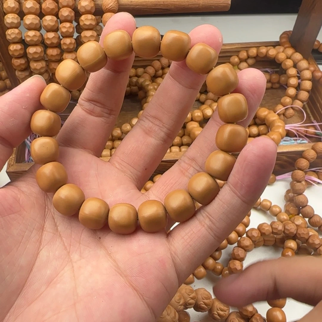 猴头核桃手串方糖面包 11