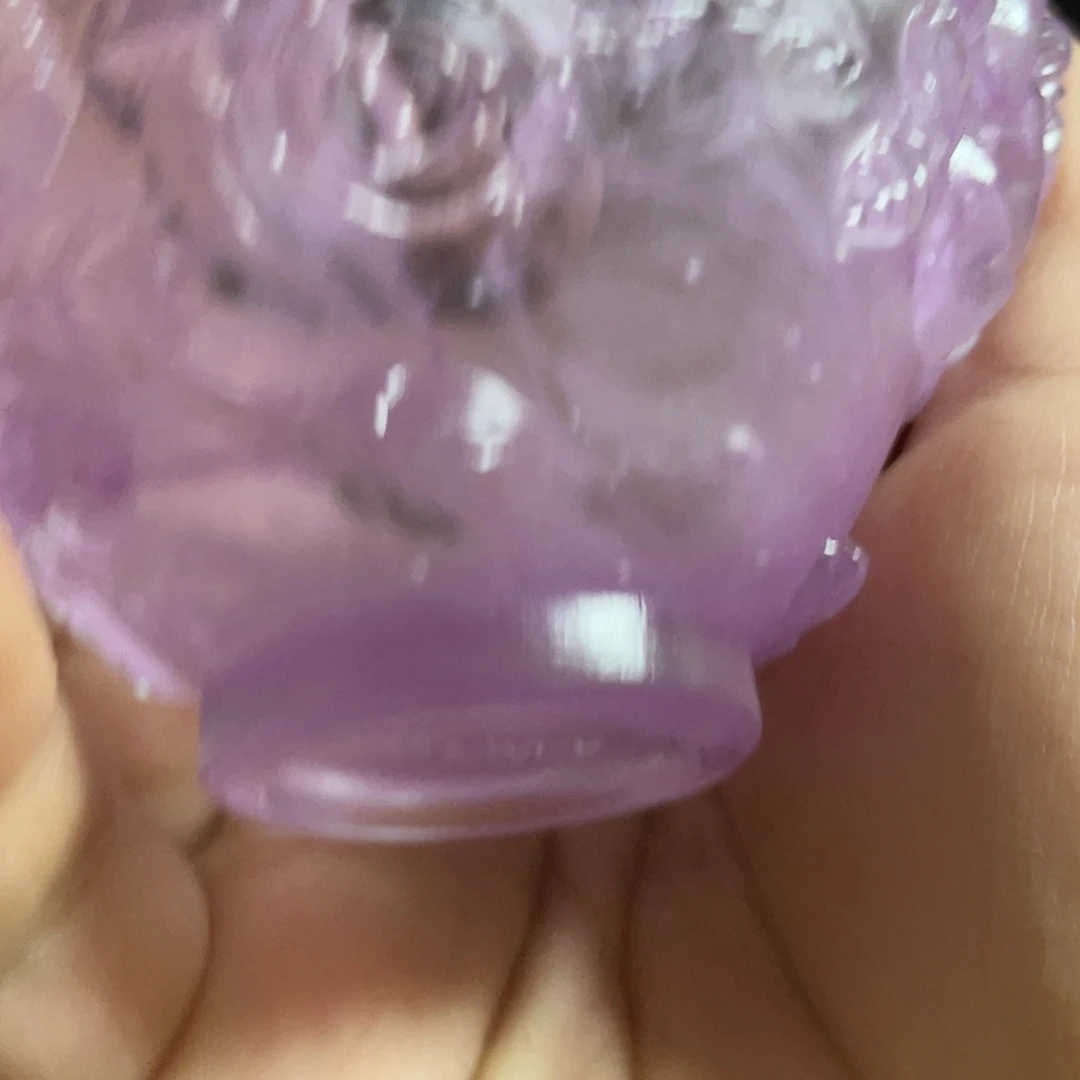 搪瓷杯子里还有很多东西