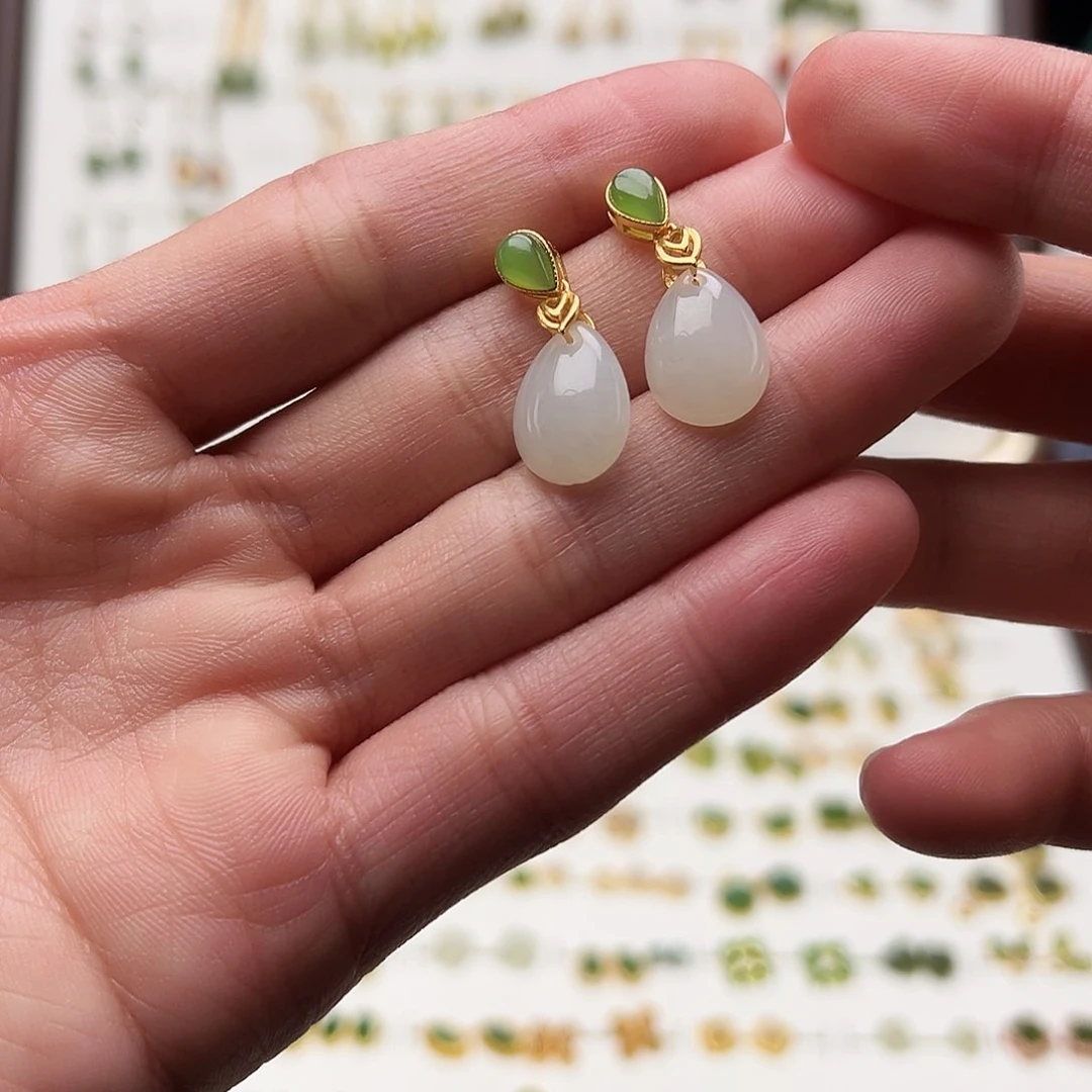 银S925镀金镶嵌和田玉耳饰