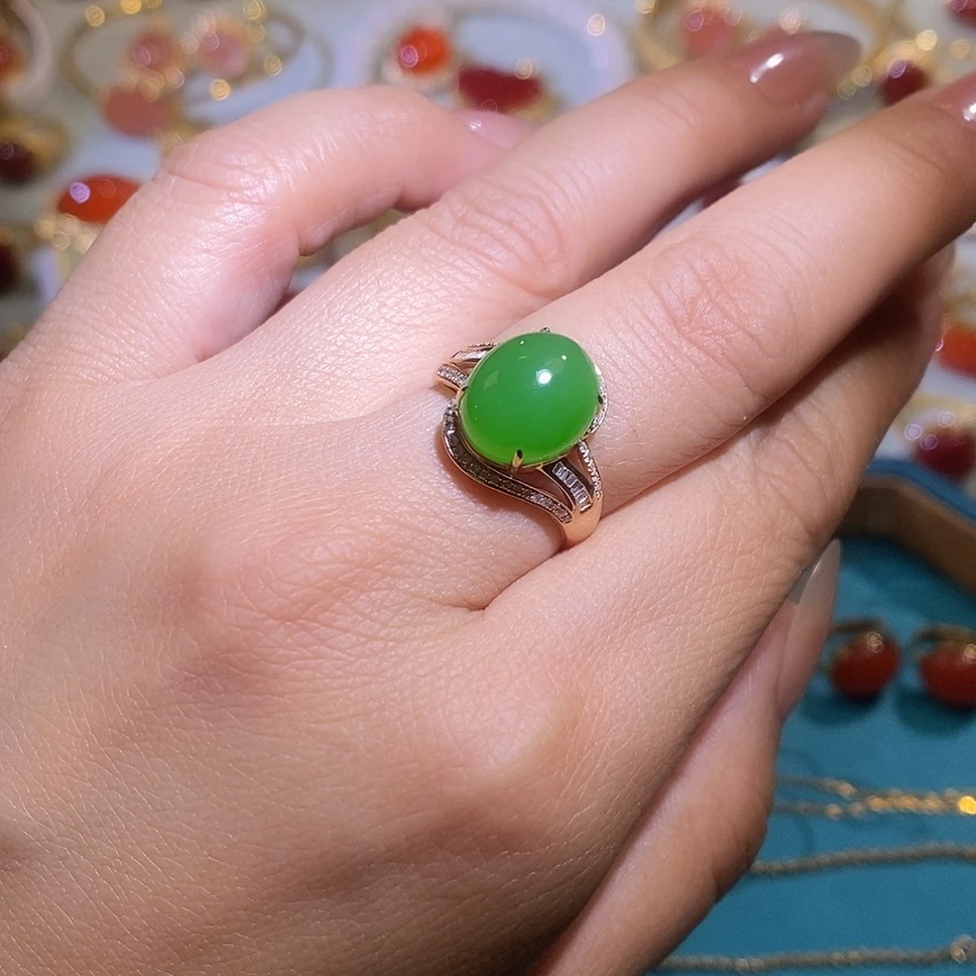 和田玉18K金镶嵌戒指