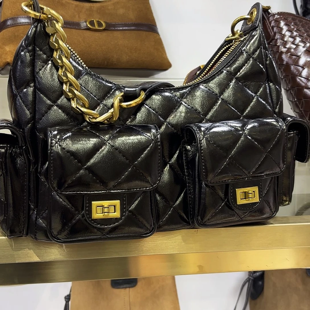 蚕丝小牛皮（革）天猫精灵