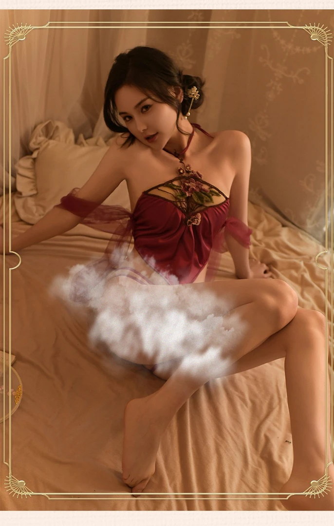 牡丹刺绣纯欲古风性感肚兜火辣红色修身显高腰华丽睡衣国风家居