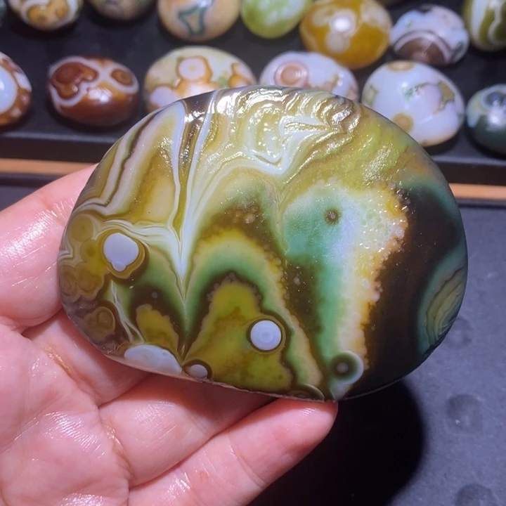 未镶嵌玛瑙/玉髓珠宝半成品51