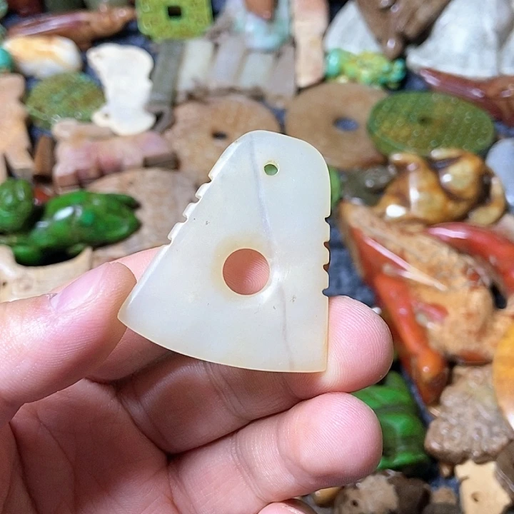 和田玉未镶嵌颈饰45