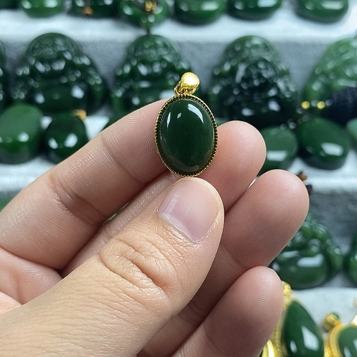 和田玉（碧玉）未镶嵌颈饰