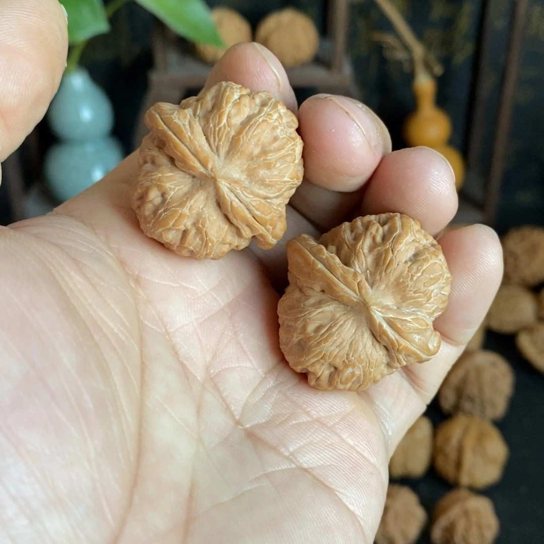 文玩核桃吊坠c*i33+元宝