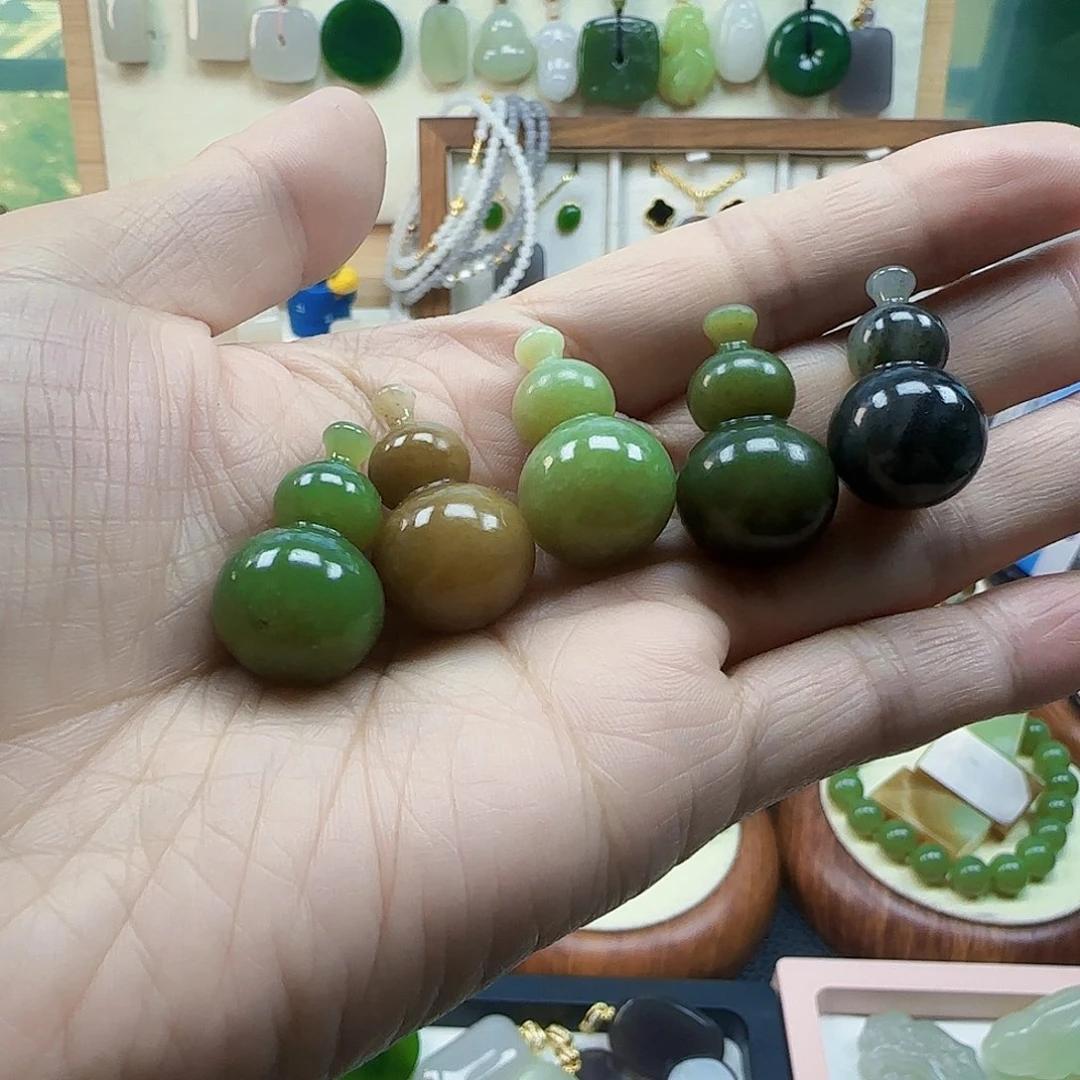和田玉未镶嵌吊坠(不含链)多样性发1