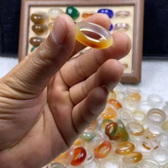 玛瑙/玉髓戒指未镶嵌玄****霸