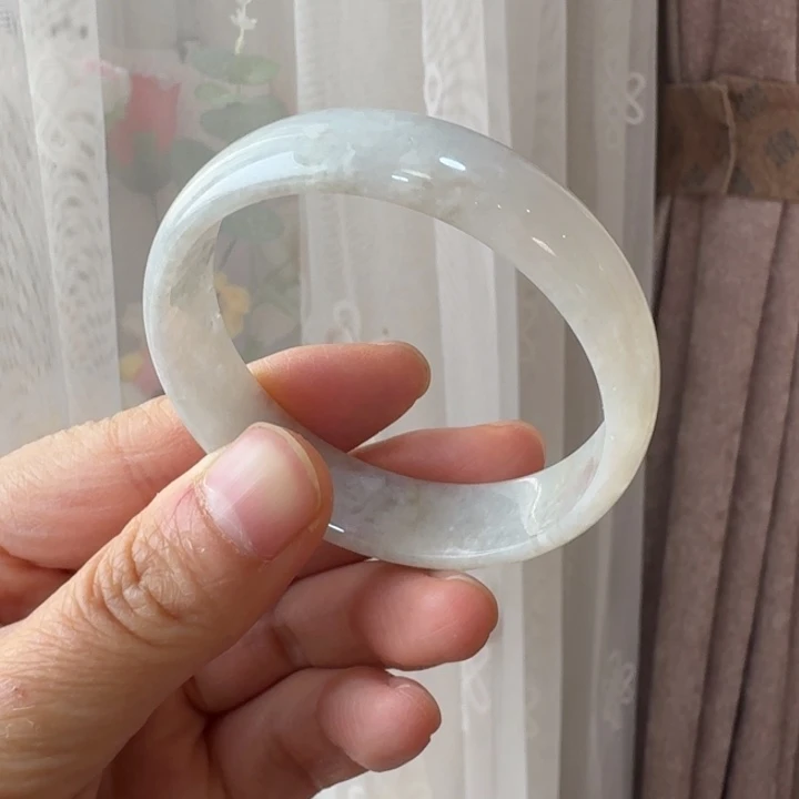 翡翠未镶嵌手镯手镯