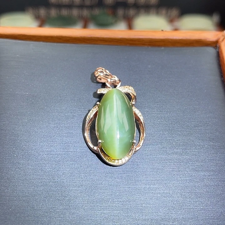 和田玉（碧玉）颈饰银S925镶嵌猫眼