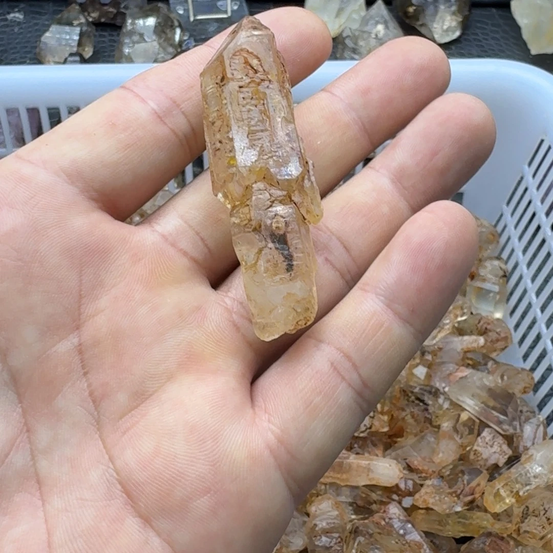 西***乐石材马岛油胆骸骨