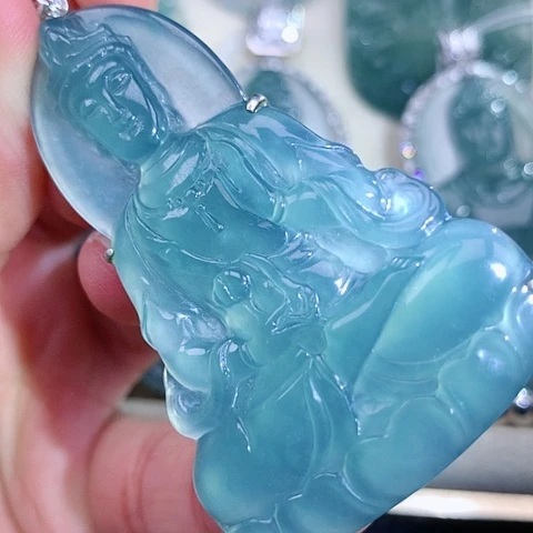 【闪购商品】翡翠颈饰银S925镶嵌天然翡翠