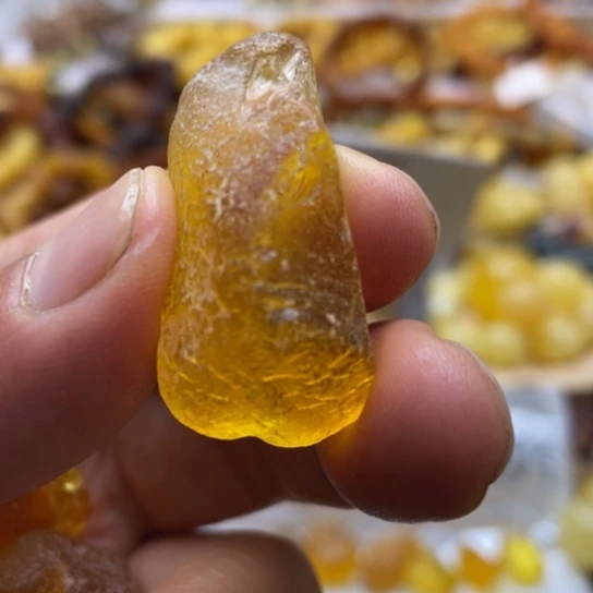 未镶嵌蜜蜡手串吊坠