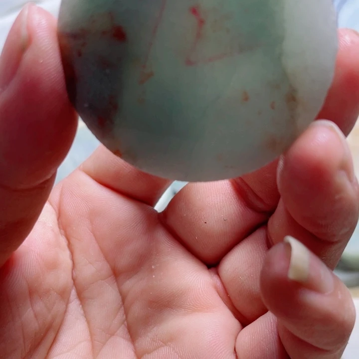 翡翠挂件未镶嵌翡翠