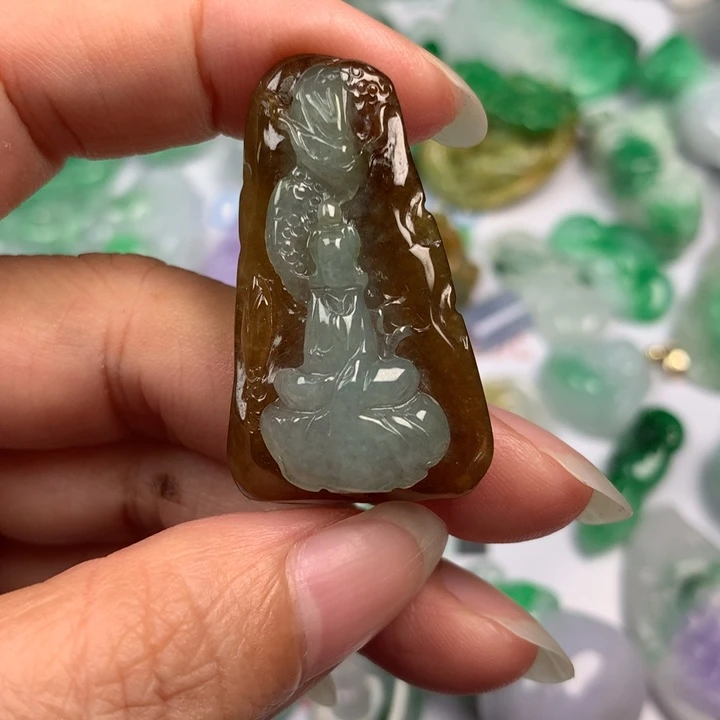 翡翠未镶嵌颈饰翡翠