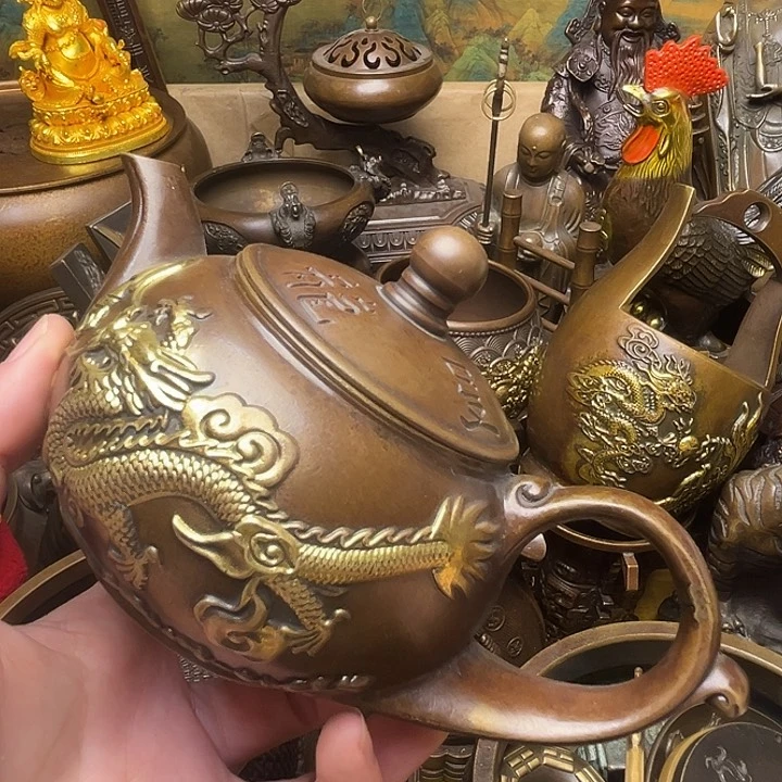 精美铜器批发档口