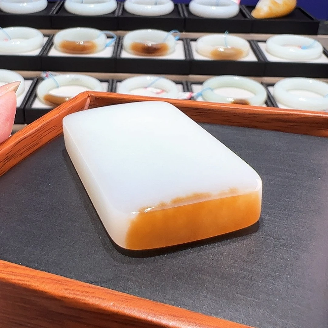 颈饰未镶嵌和田玉王*轩