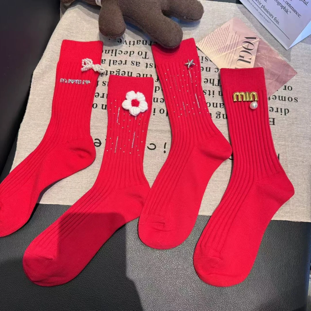 新年红色格雷系本命年中筒袜女重工烫钻安克拉红百搭饰品潮袜