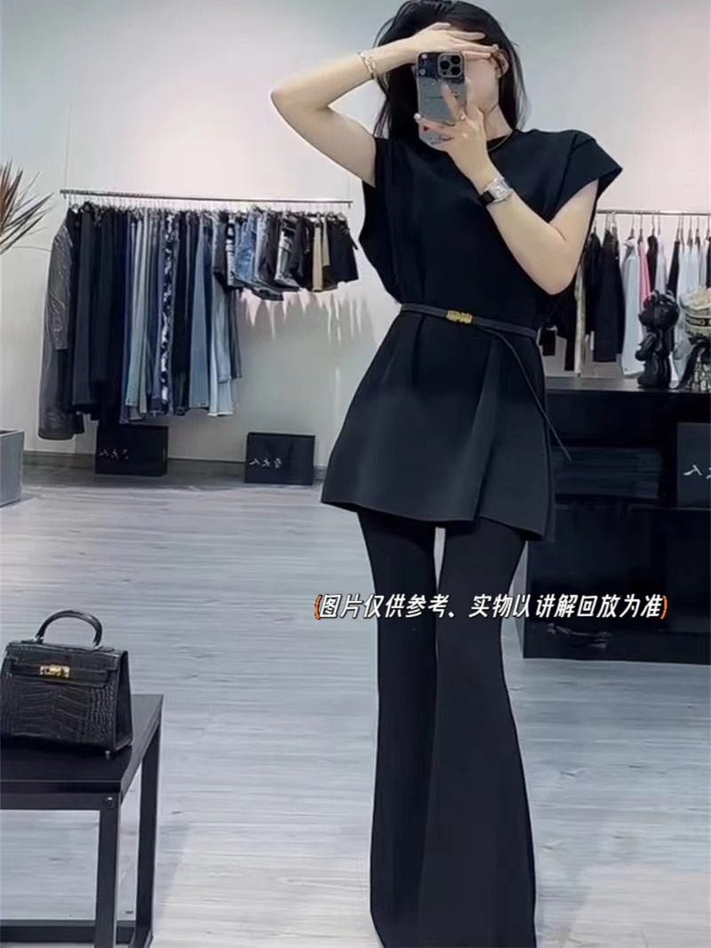 月蒙家-大码女装黑色高级感套装中长款短袖T恤上衣高腰百搭微喇裤