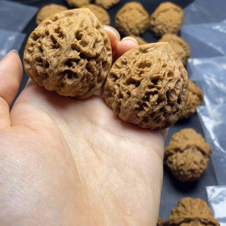 吊坠文玩核桃43水龙纹